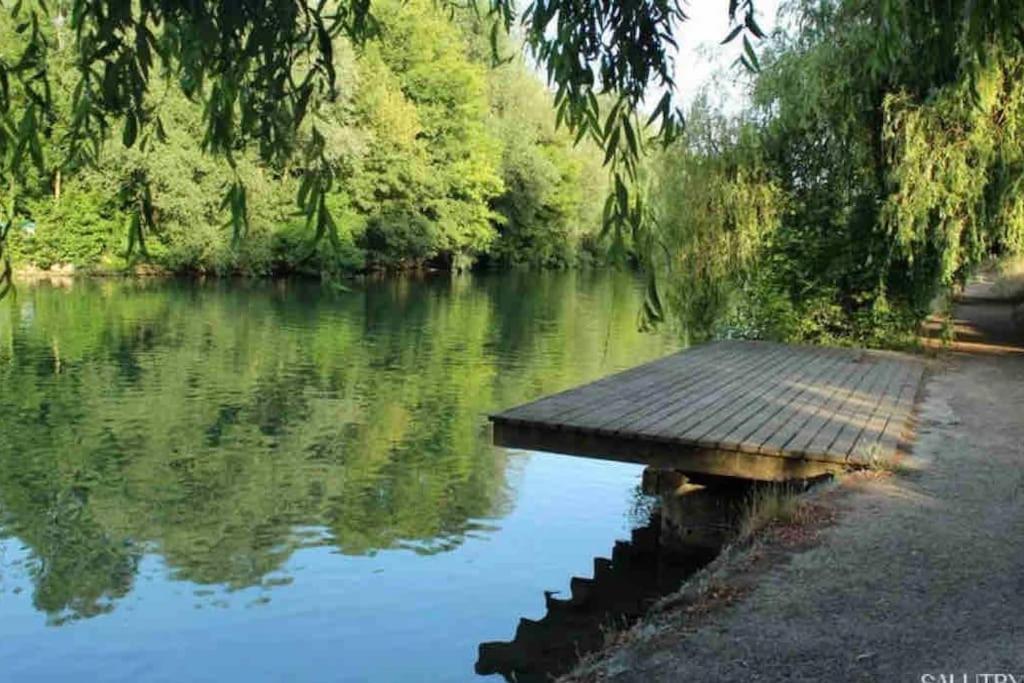 «  La Petite Maison » ....Des Grands Espaces... Saint-Maur-des-Fosses Bagian luar foto