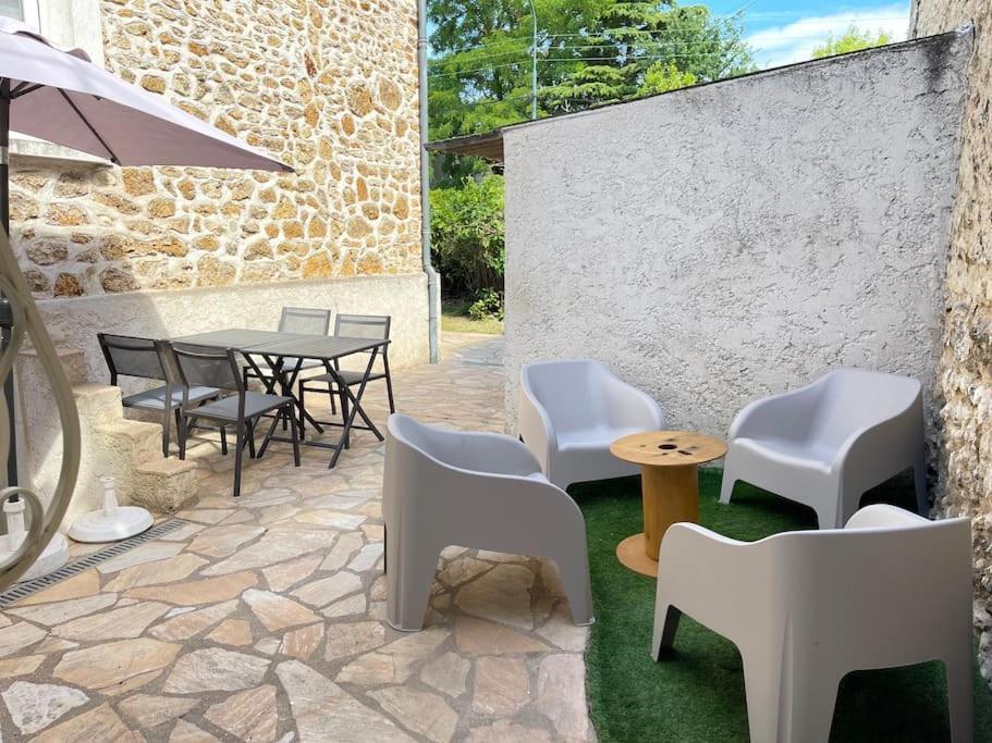 «  La Petite Maison » ....Des Grands Espaces... Saint-Maur-des-Fosses Bagian luar foto